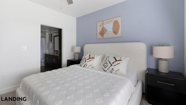 Foto del edificio - 5275 Town and Country Blvd