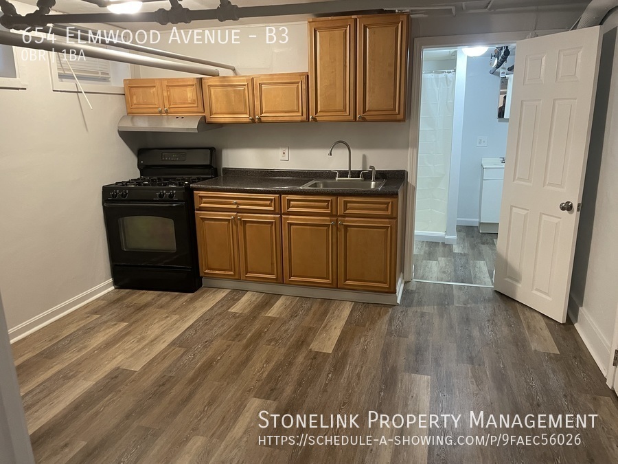 Primary Photo - 654 Elmwood Avenue