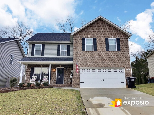 Photo - 7403 Ladd Rd House
