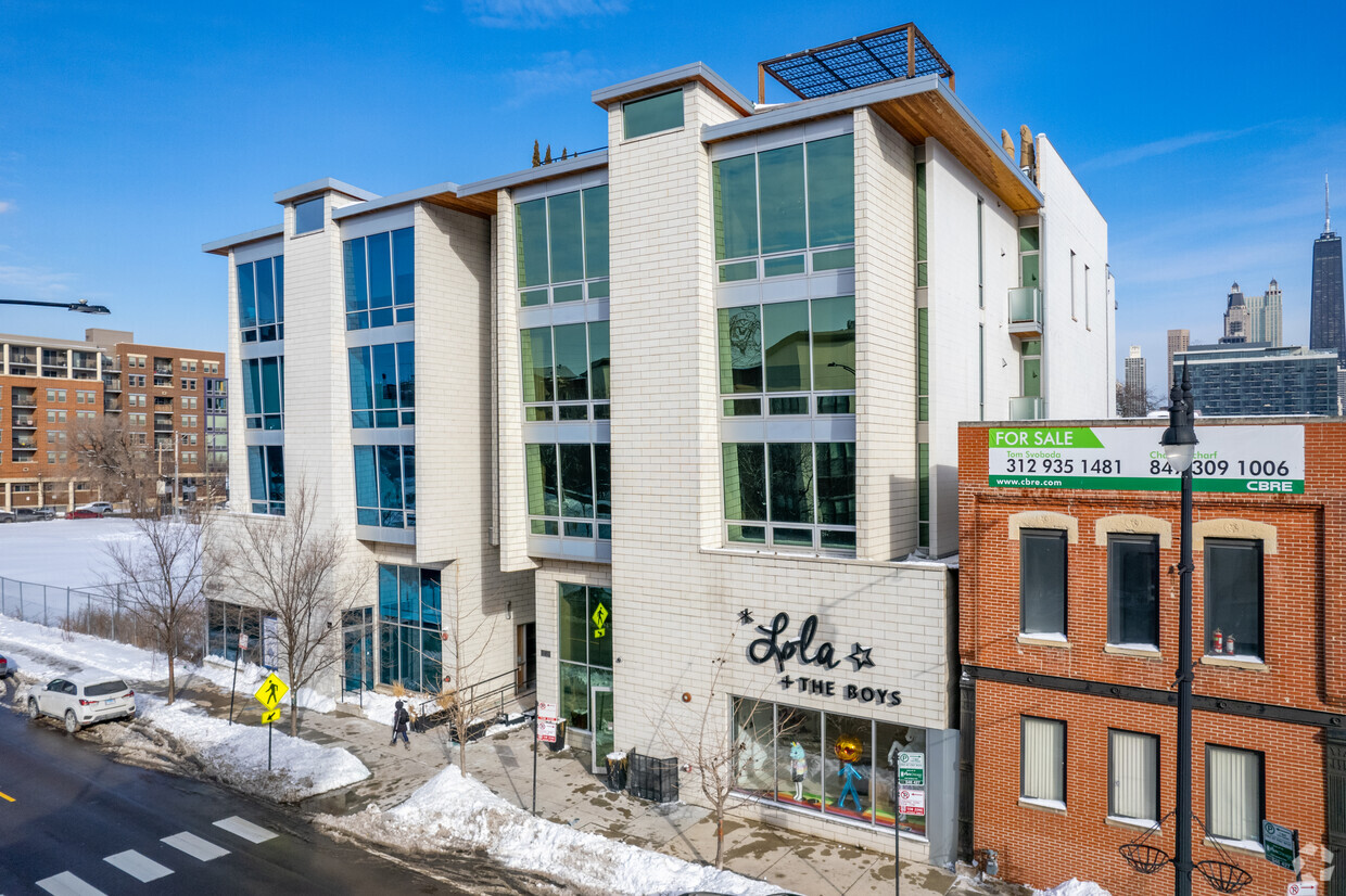 Foto principal - 919 N Larrabee St