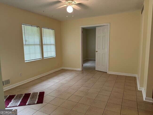 Foto del edificio - 342 Webster Ln
