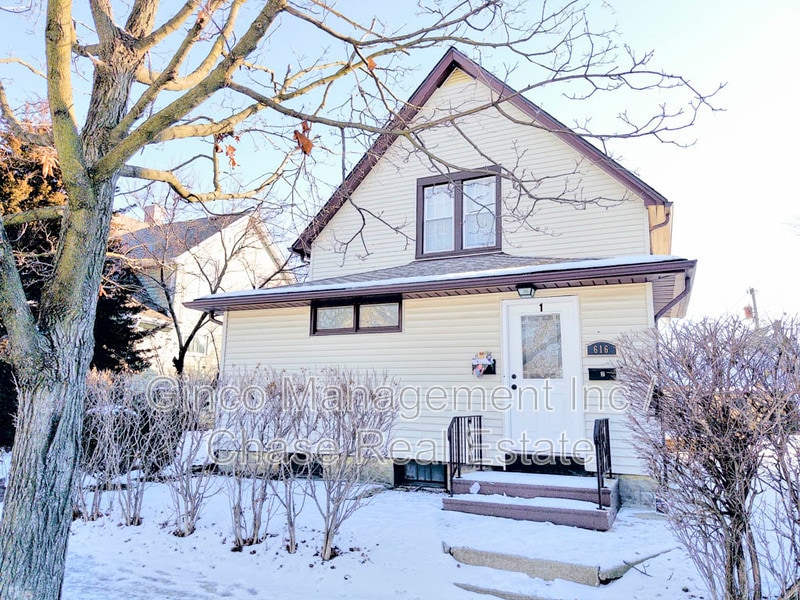 Primary Photo - 616 Vine St