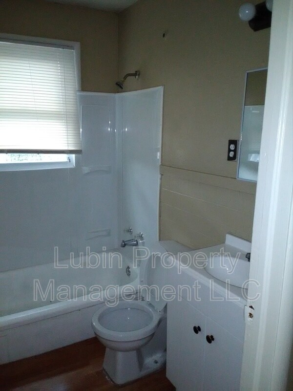 Foto del edificio - 670 Bethel Ave