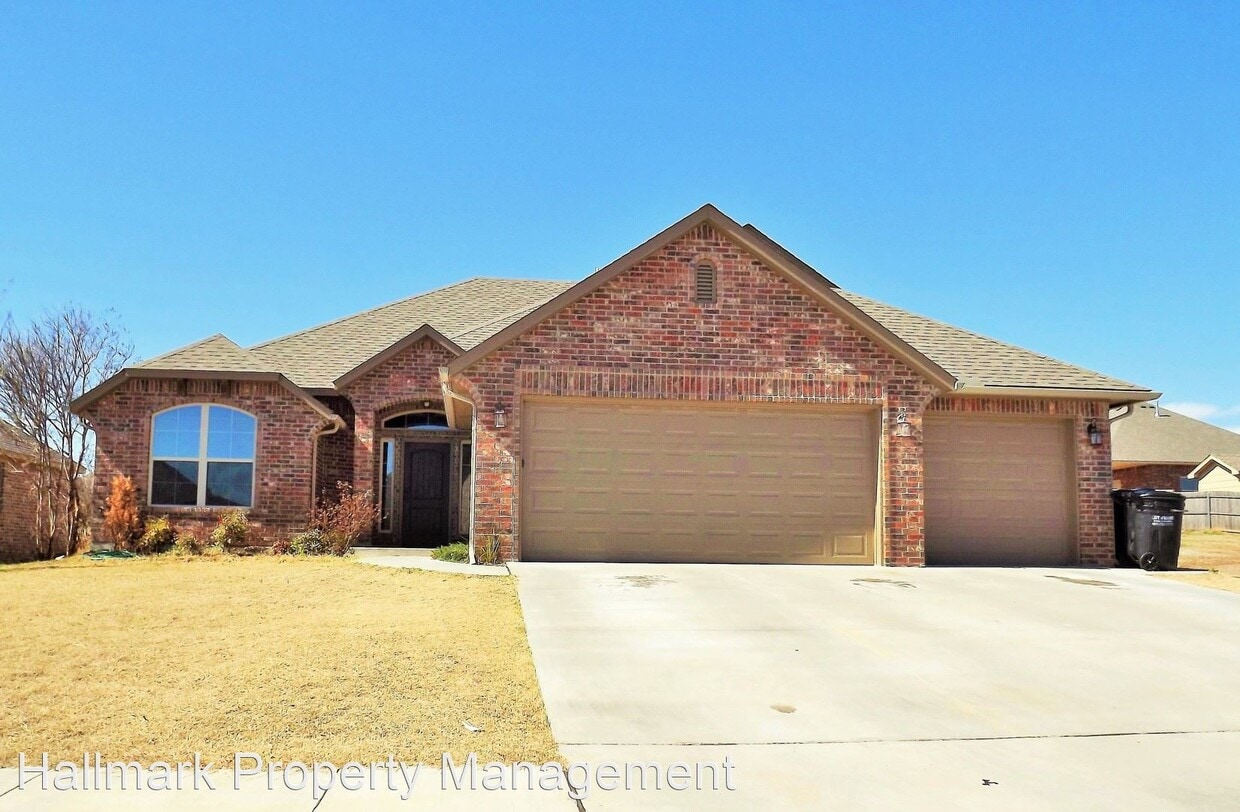 Primary Photo - 4 br, 2 bath House - 709 S. Patterson Drive