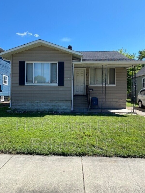 Primary Photo - 2526 State St