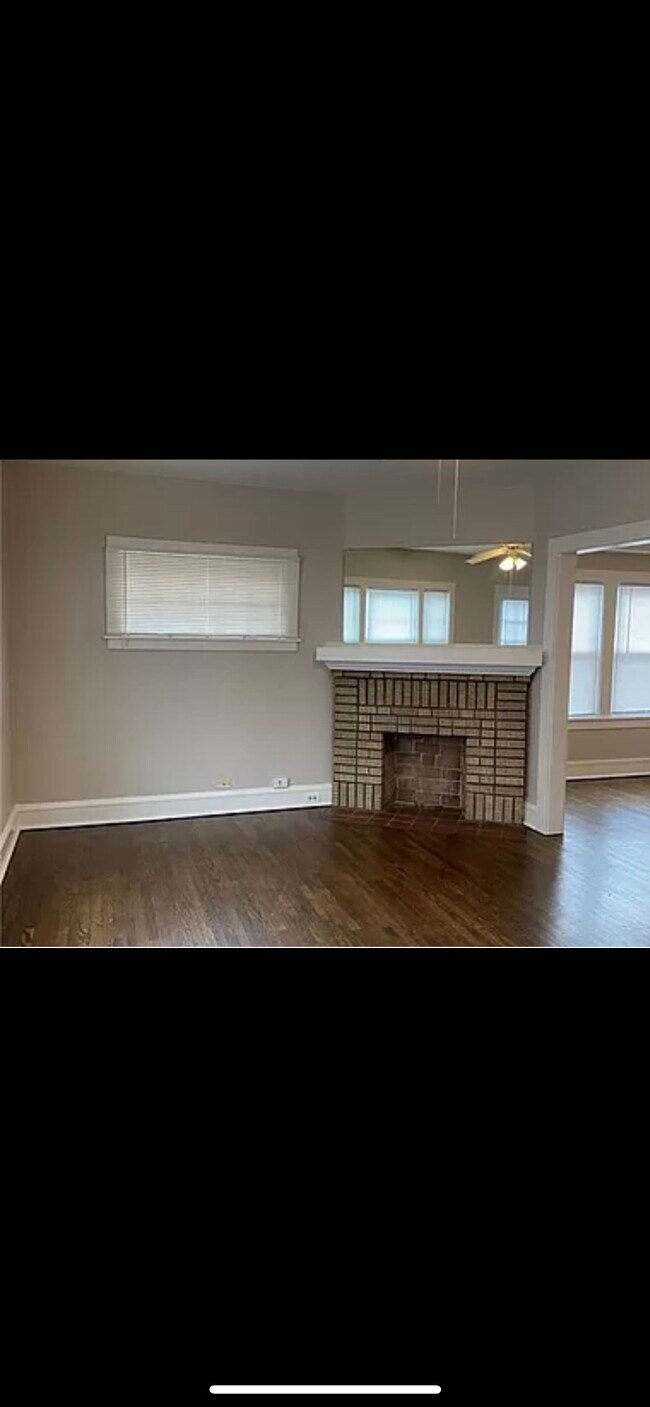Building Photo - 1533 Winton Ave