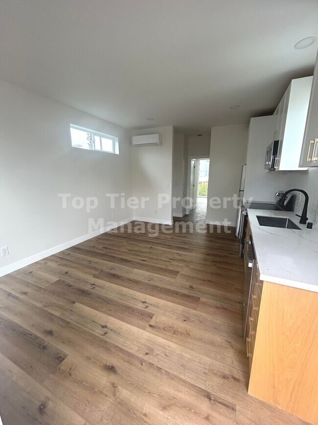 Building Photo - **BRAND NEW - 1 bed, 1 bath Unit in the Heart of South Park - Available NOW***