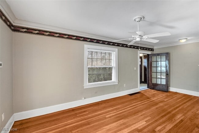 Foto del edificio - 3328 Kildare Rd