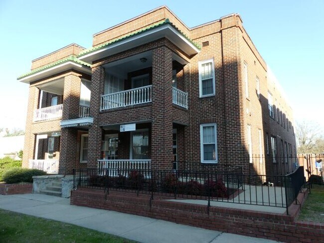 Foto del edificio - 102 S William St