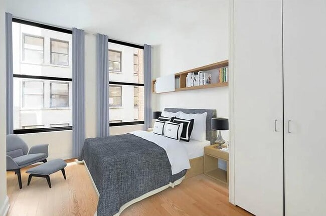 Building Photo - 3 bedroom in NEW YORK NY 10005