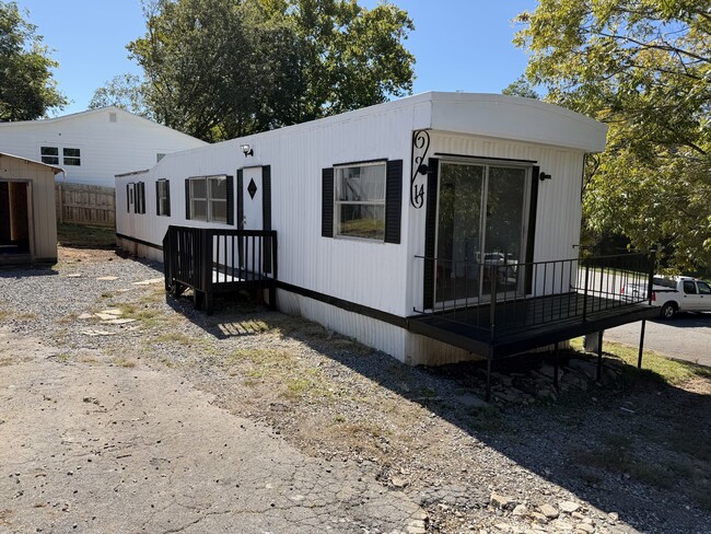 Foto del edificio - 35 Brookdale Rd