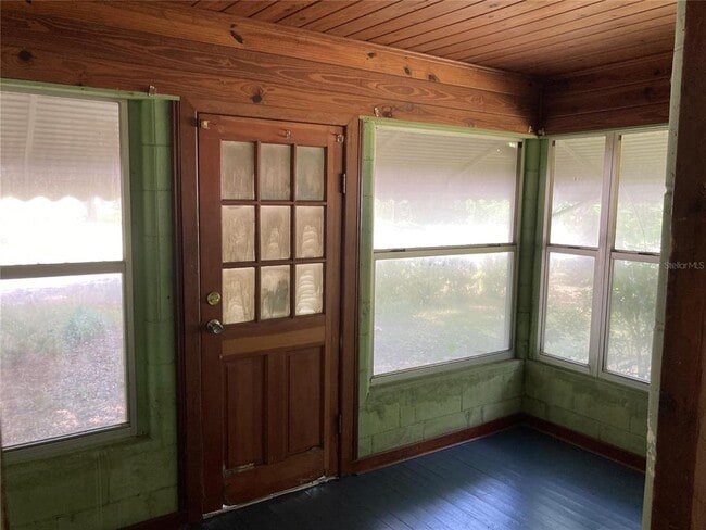 Building Photo - 802 High St