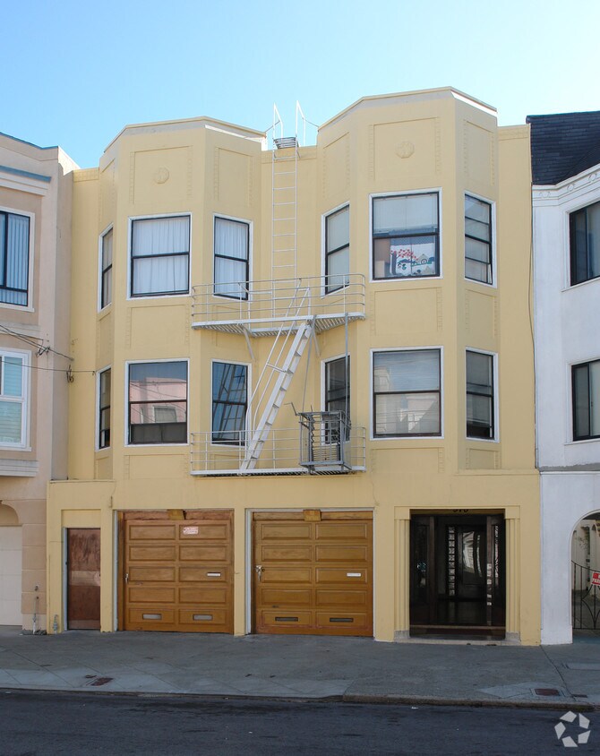 Primary Photo - 570 5th Ave