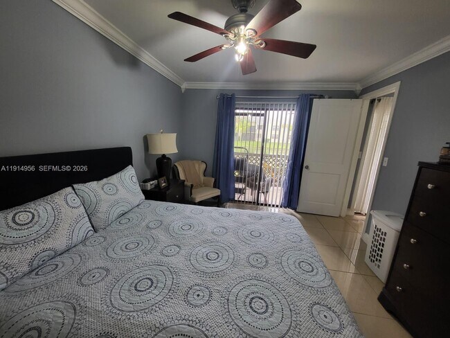 Foto del edificio - 960 N Franklin Ave