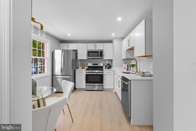 Foto del edificio - 1324 Potomac Heights Dr