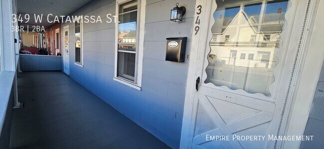 Building Photo - 3 Bedroom / 1.5 Bathroom Single Family Hom...