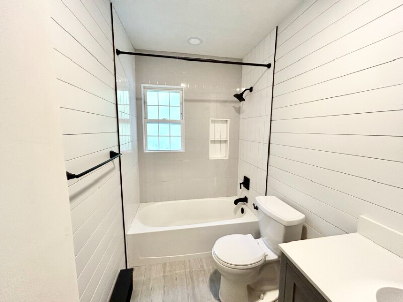 Foto principal - 230 Park St