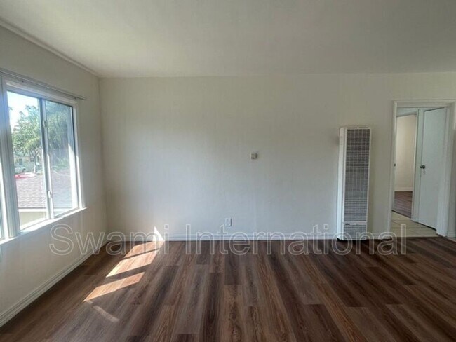 Foto del edificio - 622 E 97th St