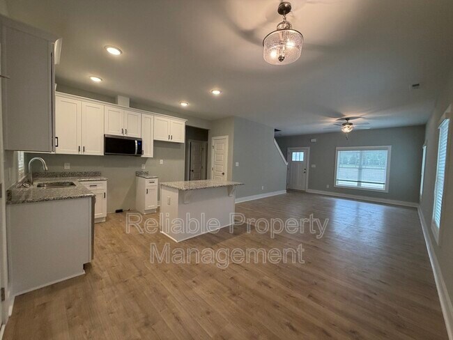Foto del edificio - 861 Jack Rd