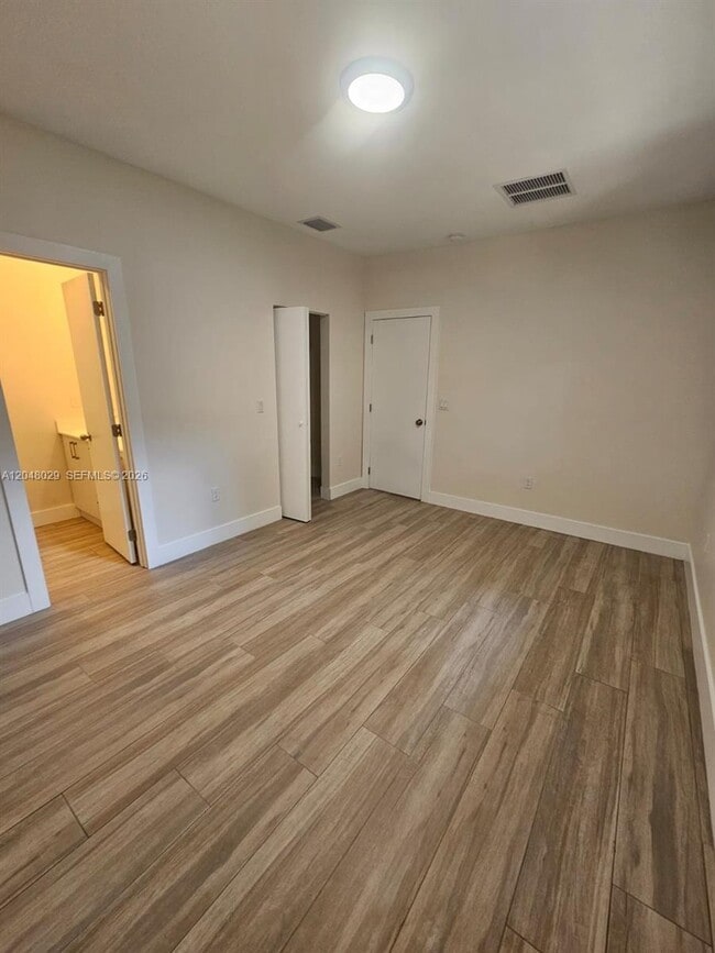 Building Photo - Northwest 3rd Avenue, Miami, FL 33127 - 3 BR 2 BA house