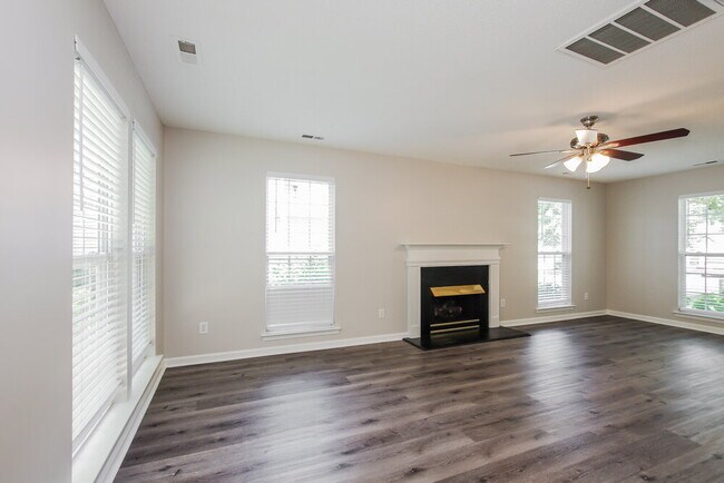 Foto del edificio - 1854 Colin Creek Ln