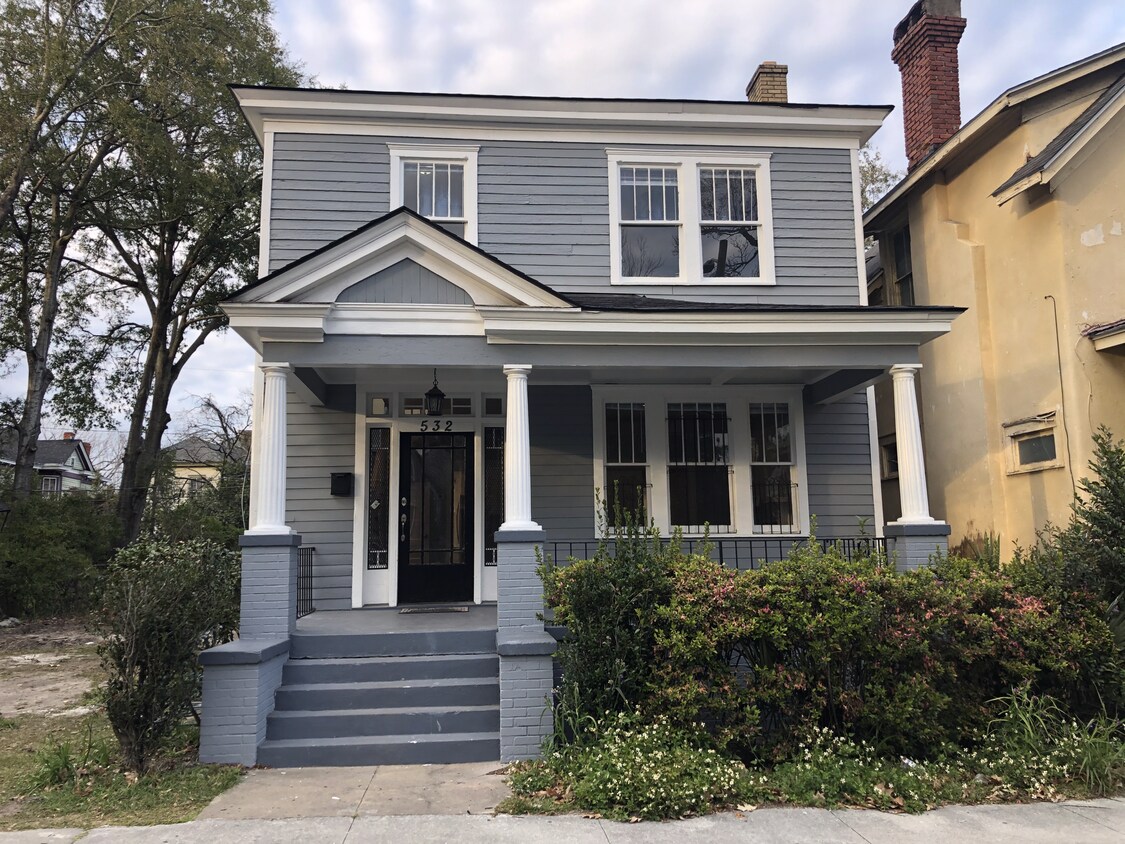 Foto principal - 532 E Park Ave