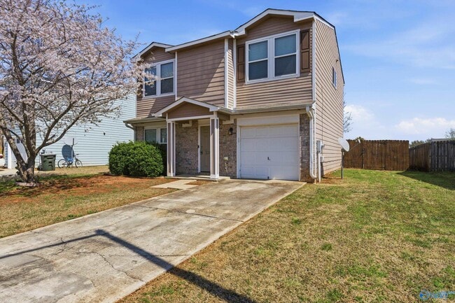 Building Photo - 3294 Castlecreek Dr SW