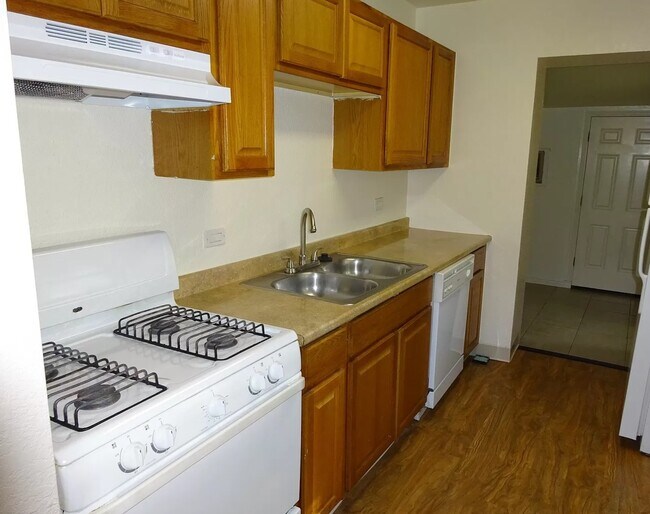 Foto del edificio - 1356 Elmira St