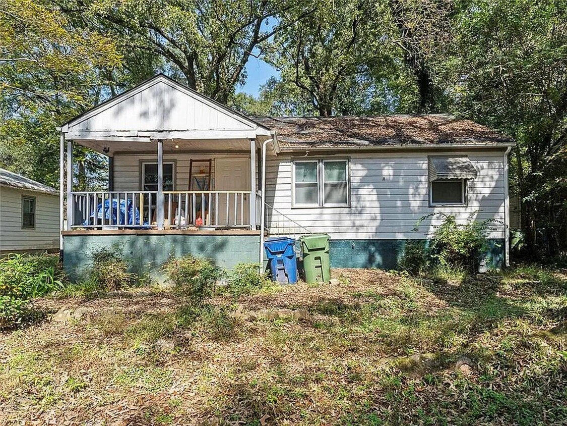 Primary Photo - 4 Bed 1 Bath in Atlanta!