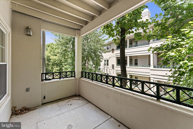 Building Photo - 12000 Taliesin Pl