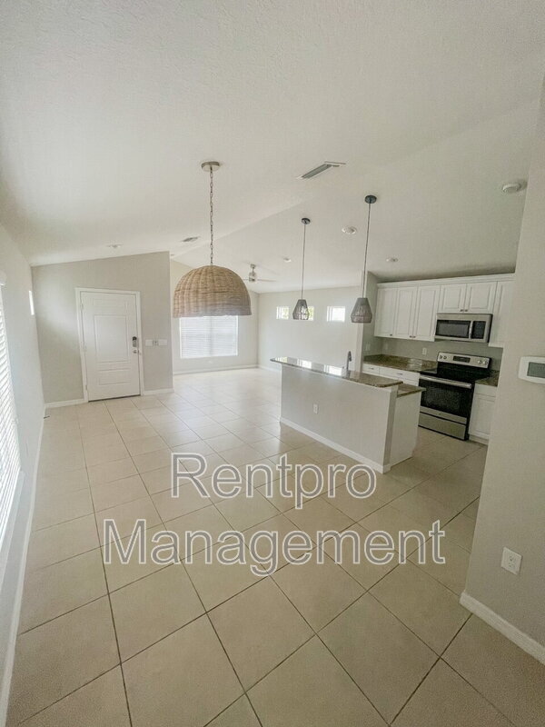 Foto del edificio - 3872 Shimmering Oaks Dr