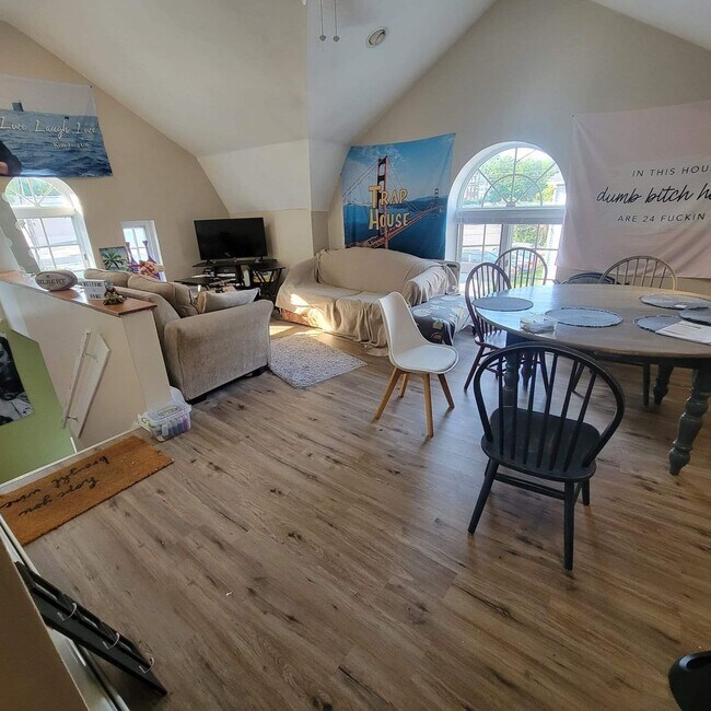 Foto del edificio - 55.5 Main St