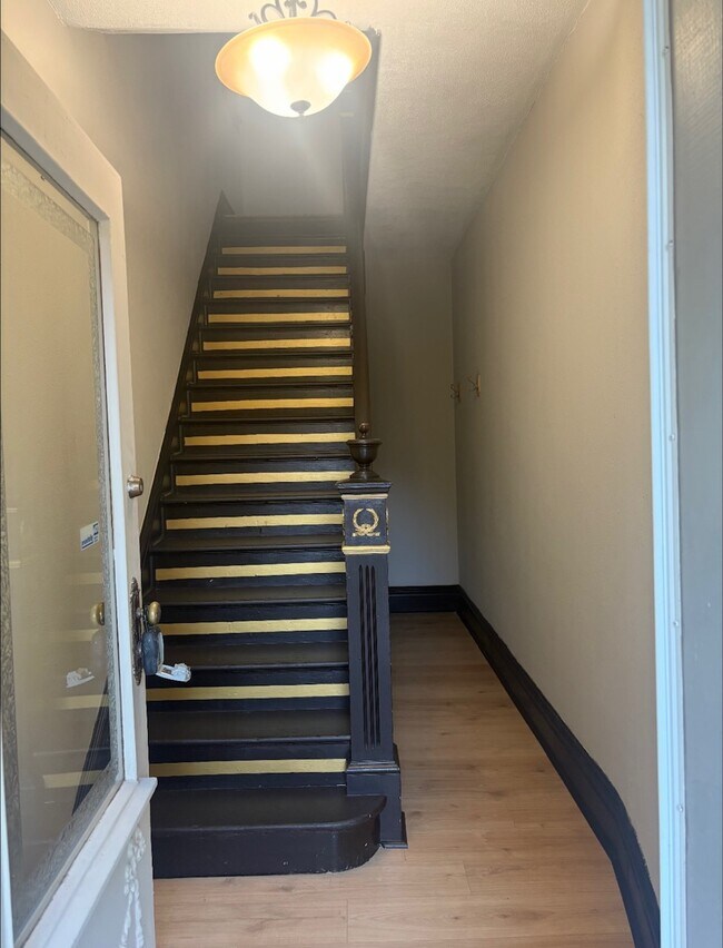 Foto del edificio - 2115 Allen Ave