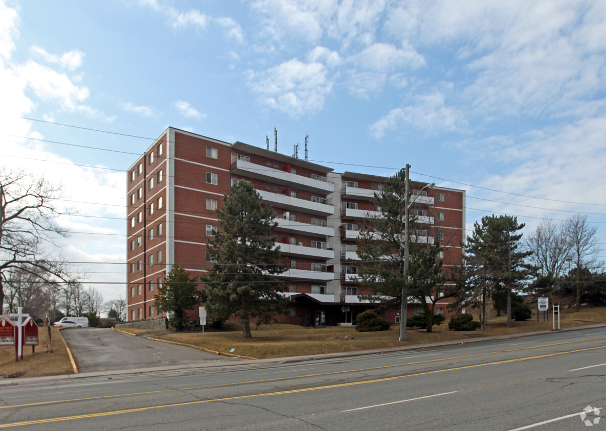 Primary Photo - Lawrence Park Apartments