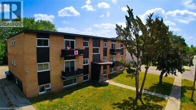 Building Photo - 410 Hazel St