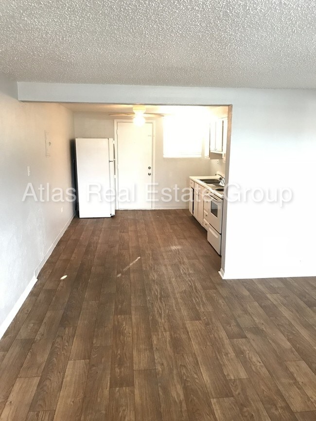 Foto del edificio - 3090 W 71st Way