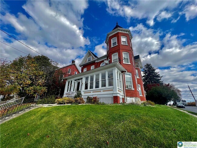 Foto del edificio - 363 S Broad St