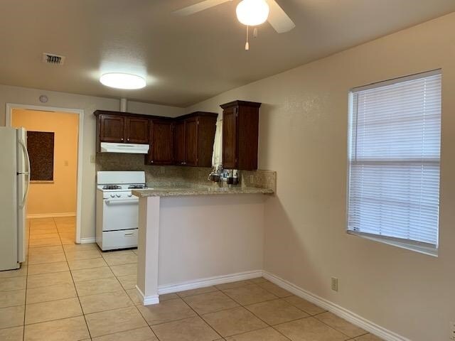 Foto del edificio - 319 W Travis St