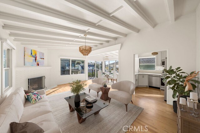 Foto del edificio - 170 McAulay Pl