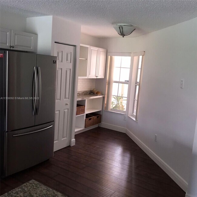 Building Photo - 9401 Boca River Cir