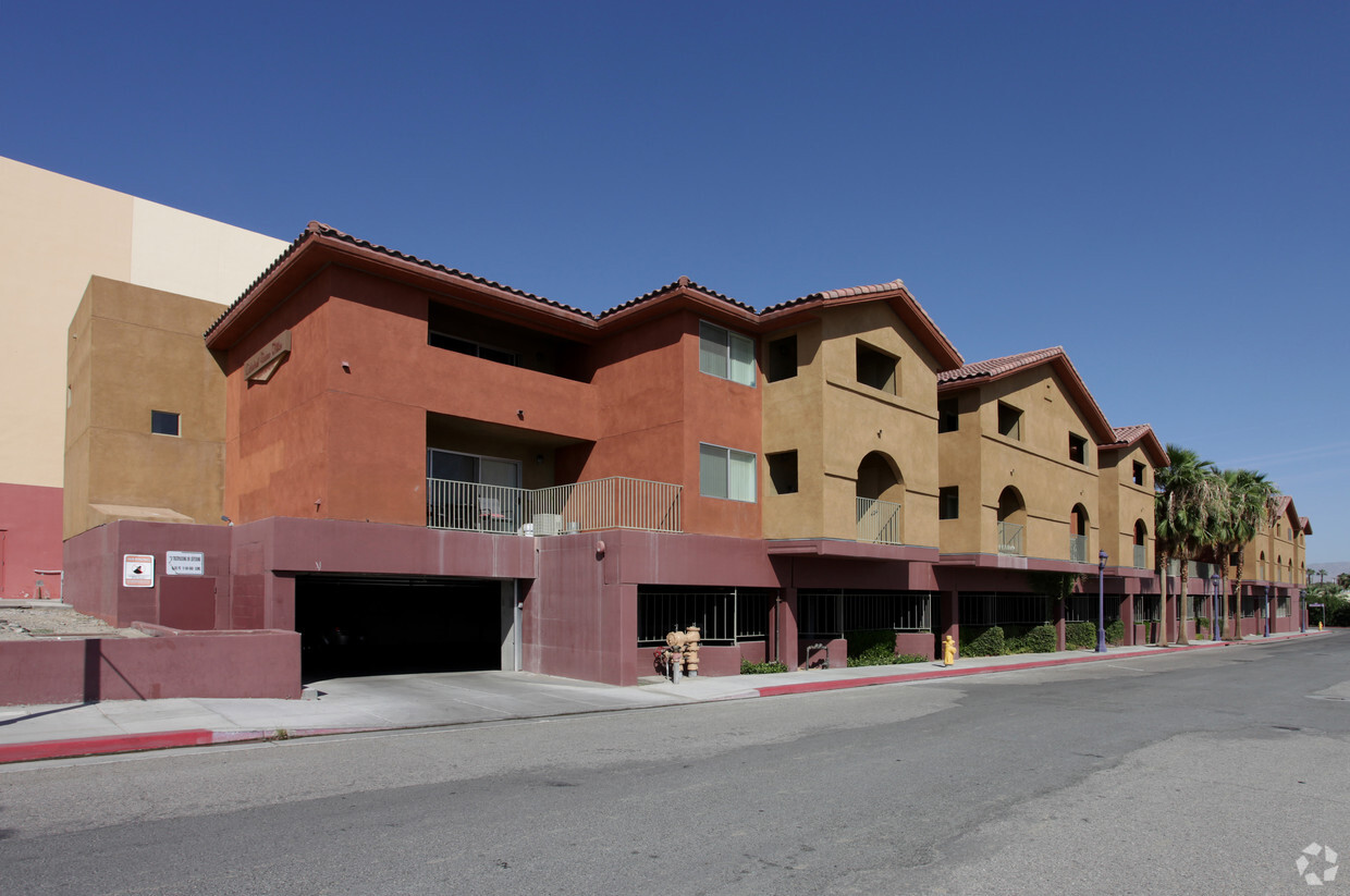 Primary Photo - Cathedral Towne Villas
