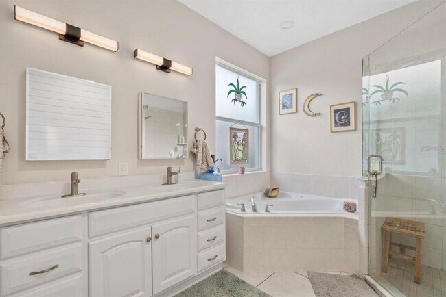 Building Photo - 1602 Pinyon Pine Dr