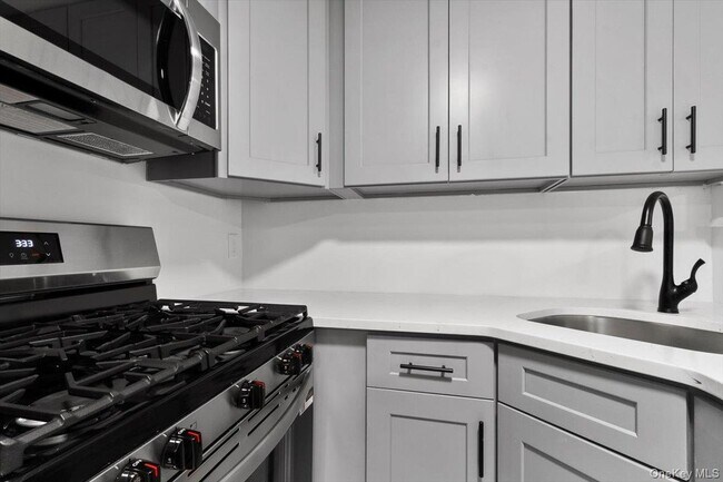 Foto del edificio - 116 Corlies Ave