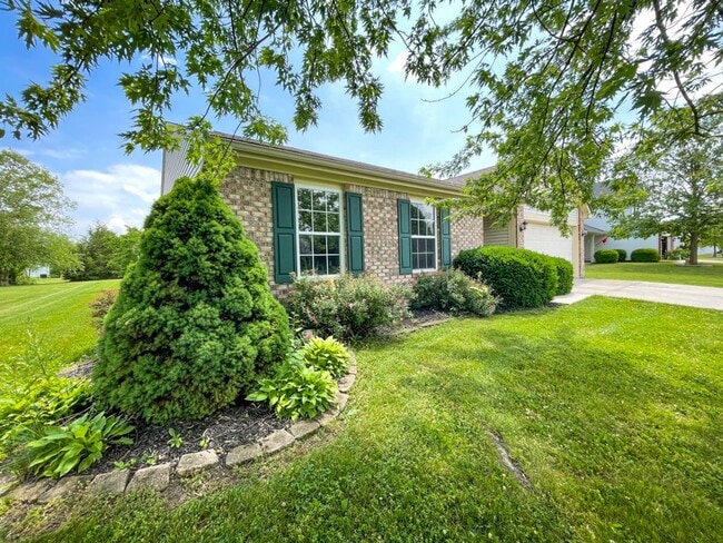Building Photo - 4525 Golden Hinde Way