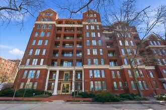 Building Photo - 955 26th St NW
