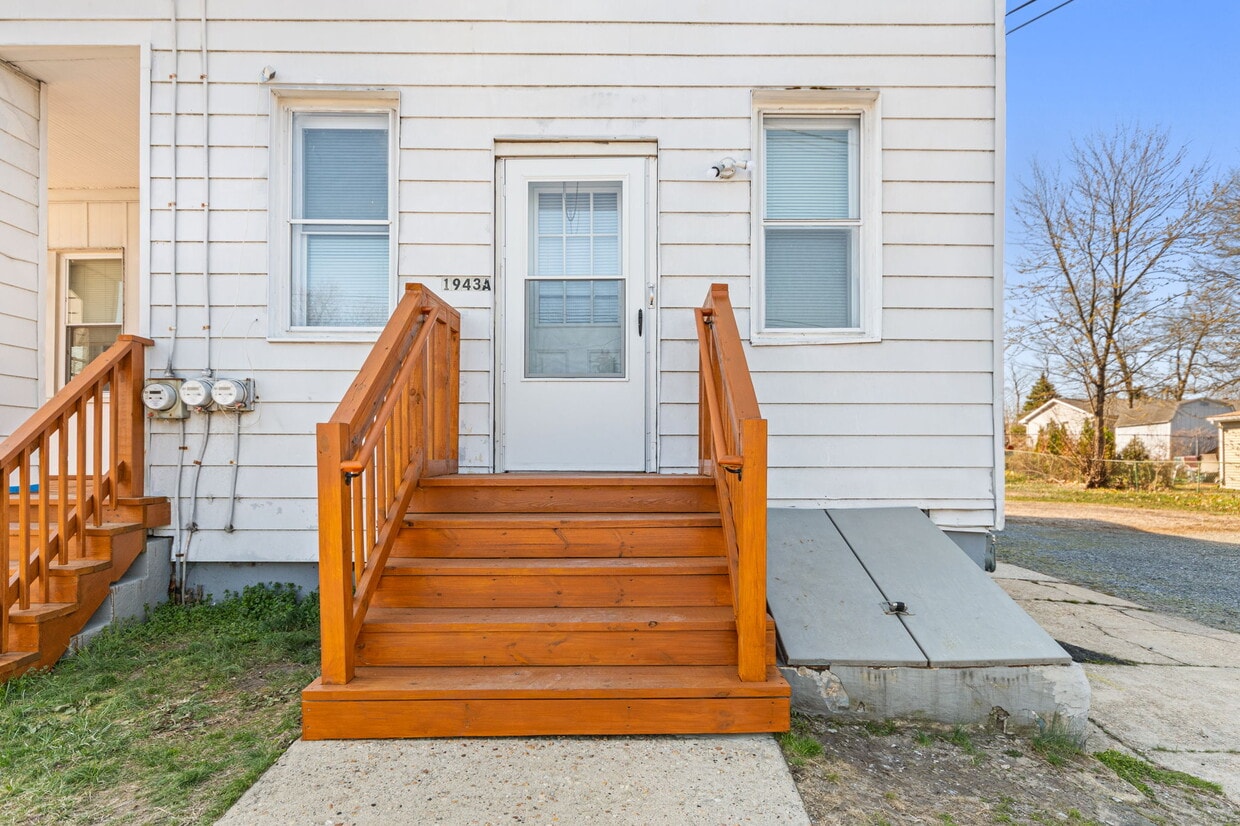 1945 Cooper St Unit 1943 Cooper St. A, Deptford, NJ 08096