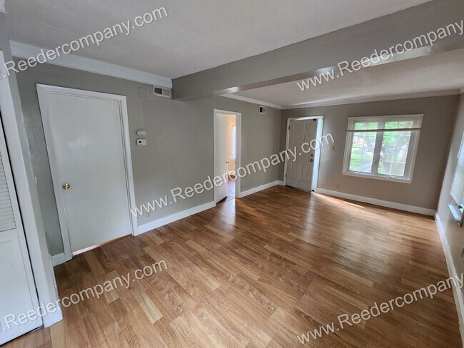 Foto del edificio - 2 bedroom 1 bathroom house in South hammond.