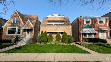 Building Photo - 4919 N Mason Ave