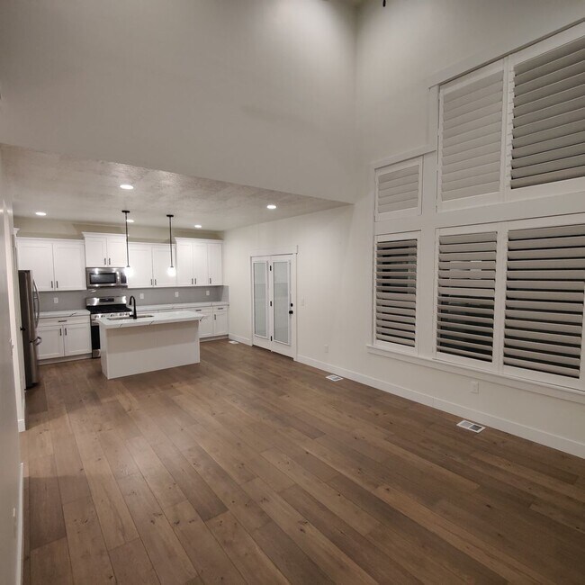 Foto del edificio - 682 E Benbrook Ln