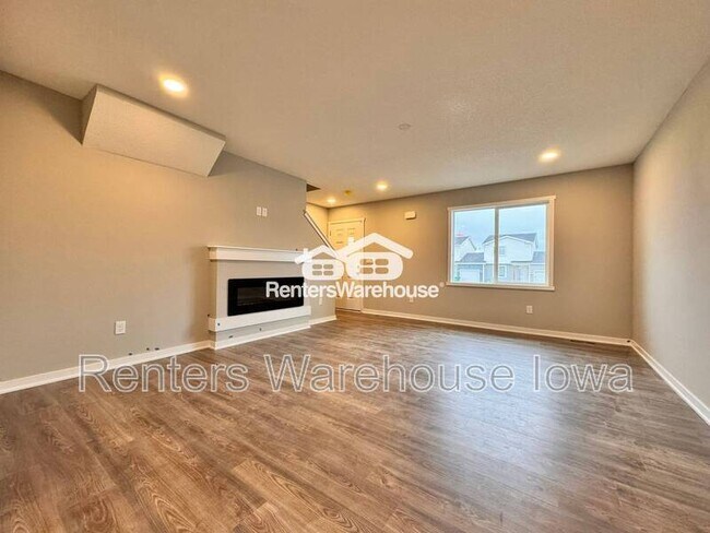 Building Photo - 1003 Adler Ct